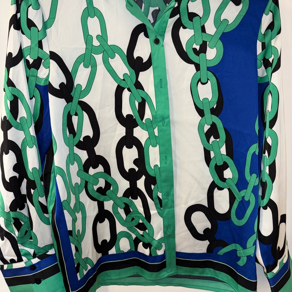 Pattern button down women’s top - image 2